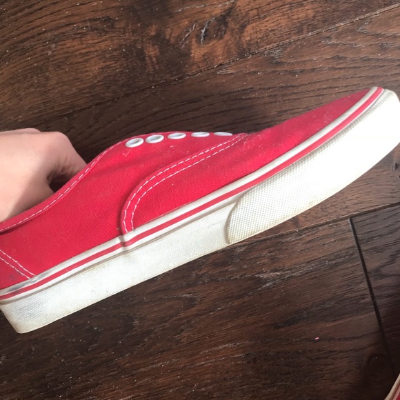 Vans - Picture 2 of 2